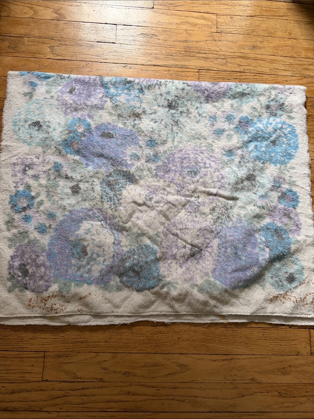 Vintage Floral Pastel Bath Towel